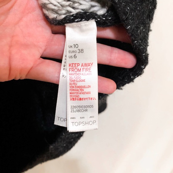 Topshop Knit Pullover Sweater Gray V Neck Heavy, 6 - Picture 7 of 9